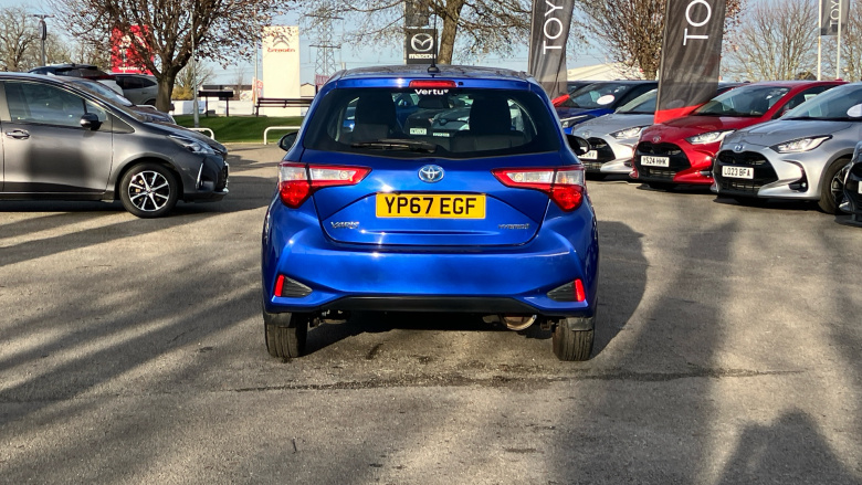 Toyota Yaris 1.5 Hybrid Icon Tech 5dr CVT Hybrid Hatchback